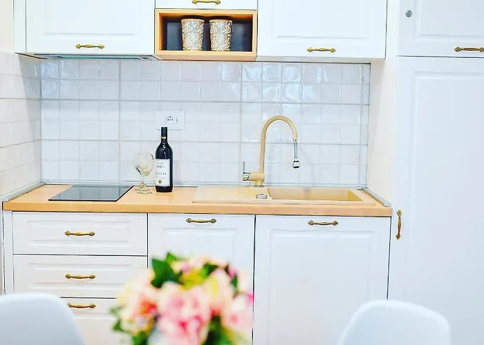 Lucija ズラティボール